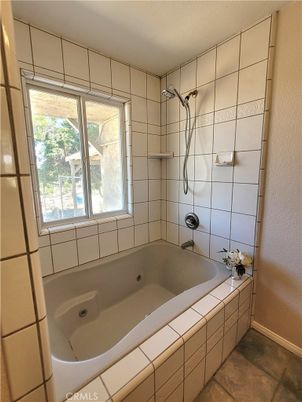 Bathroom, Interior, Tile Countertops