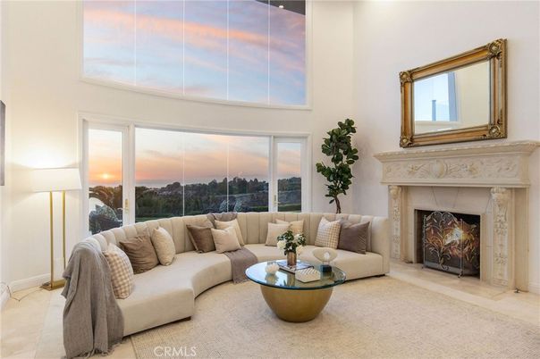 Fireplace, Interior, Living room