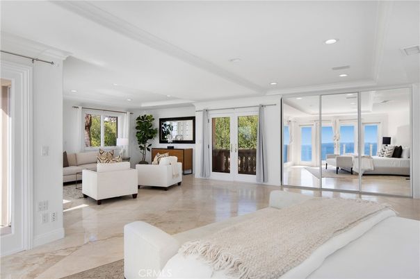 Bedroom, Interior, Living room, Recessed Lighting, Water
