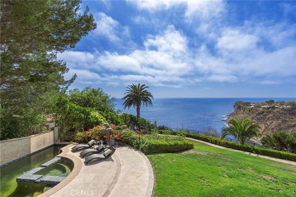 Exterior, Pool, Water