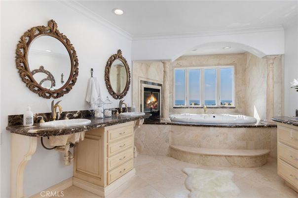 Bathroom, Fireplace, Interior, Recessed Lighting, Water