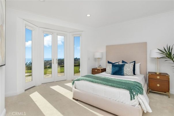 Bedroom, Interior, Recessed Lighting, Water