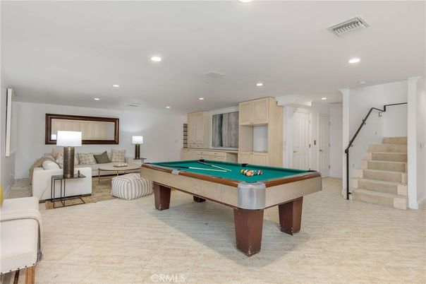 Billiard Table, Game Room, Interior, Living room, Recessed Lighting