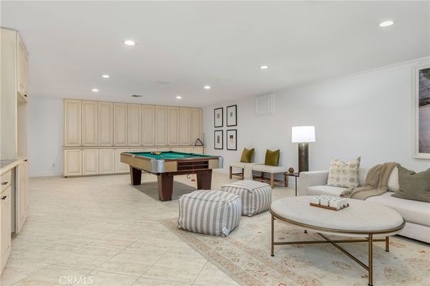 Billiard Table, Game Room, Interior, Living room, Recessed Lighting
