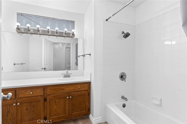 Bathroom, Dual Sink Vanities, Interior, Wood Texture Flooring