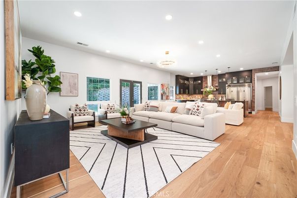 Interior, Kitchen, Living room, Pendant Lights, Recessed Lighting, Wood Texture Flooring