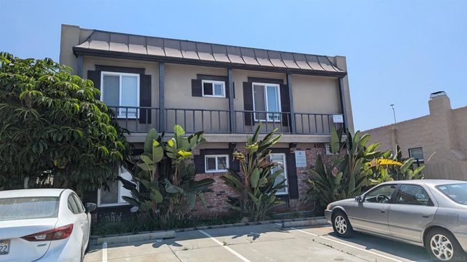 Exterior, Facade, Brick Facade, Modern