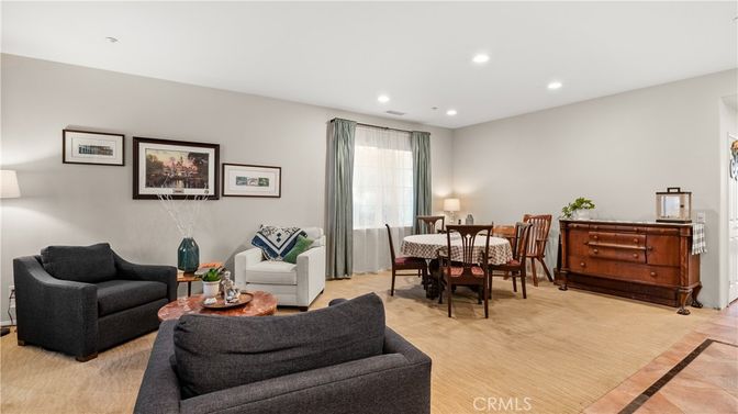 Dining room, Interior, Living room, Recessed Lighting