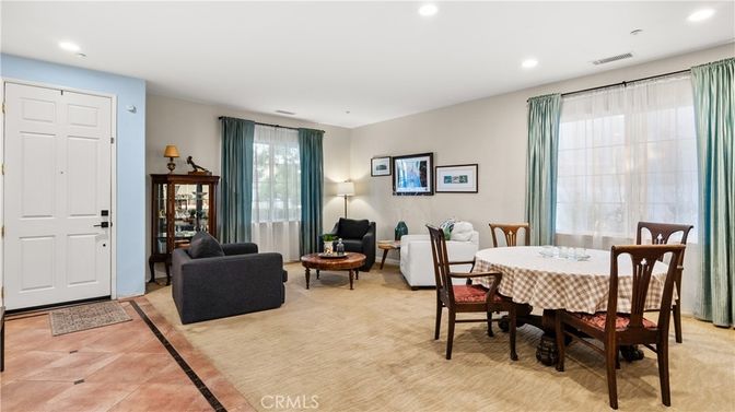 Dining room, Interior, Living room, Recessed Lighting