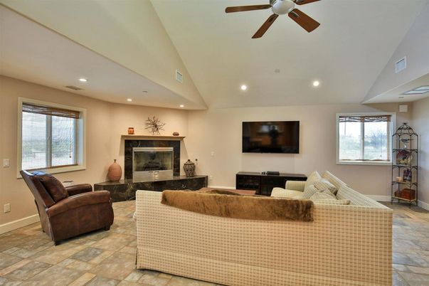 Fireplace, Interior, Living room, Recessed Lighting
