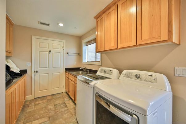 Interior, Recessed Lighting, Washer