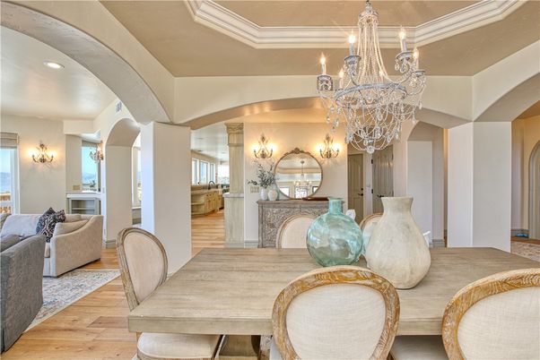 Chandelier, Dining room, Interior, Recessed Lighting, Wood Texture Flooring
