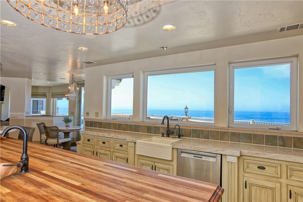 Chandelier, Interior, Kitchen, Recessed Lighting, Stainless Steel Appliances, Water