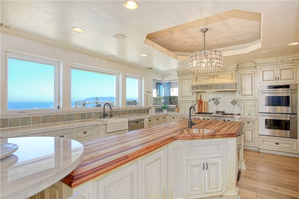 Chandelier, Interior, Kitchen, Recessed Lighting, Stainless Steel Appliances, Water, Wood Texture Flooring