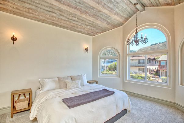 Bedroom, Chandelier, Interior, Wooden Ceilings