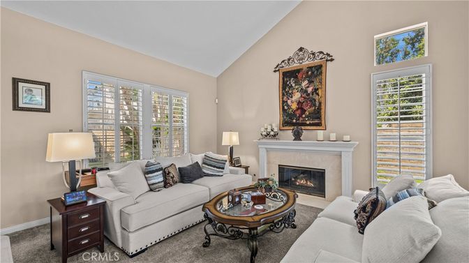 Fireplace, Interior, Living room