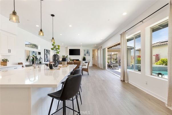 Dining room, Interior, Kitchen, Pendant Lights, Recessed Lighting, Wood Texture Flooring