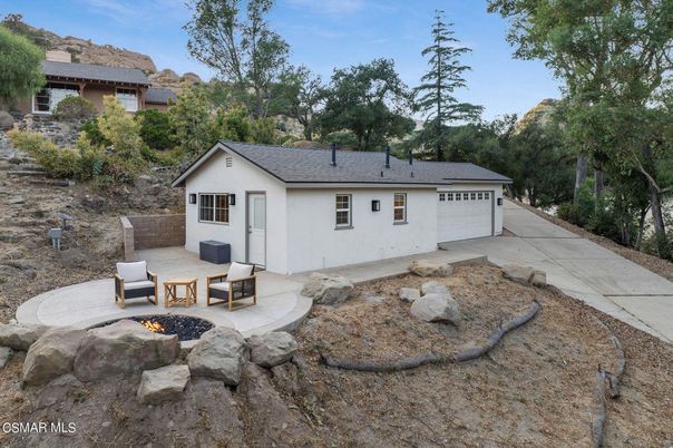 Backyard, Detached Garage, Exterior