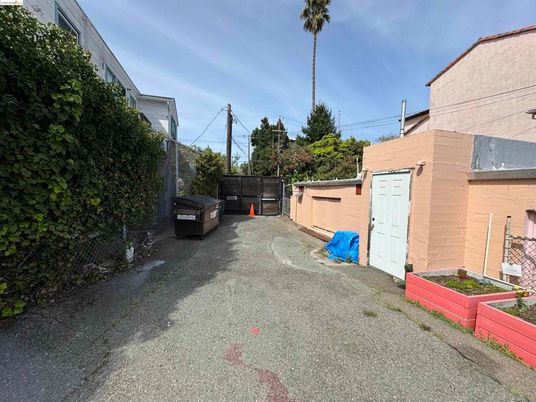 Backyard, Detached Garage, Exterior