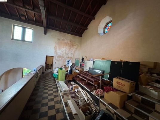 Interior, Wooden Beams
