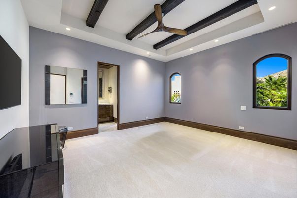 Empty room, Interior, Recessed Lighting, Wooden Beams