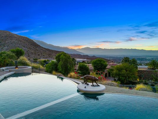 Exterior, Pool, Other