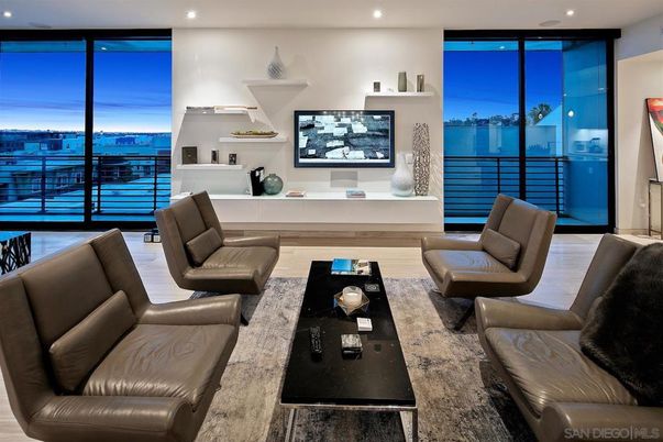 Interior, Living room, Recessed Lighting, Water, Wood Texture Flooring