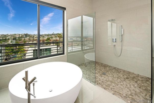 Bathroom, Free Standing Baths, Glass Shower, Interior