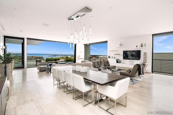 Dining room, Interior, Living room, Pendant Lights, Recessed Lighting, Water