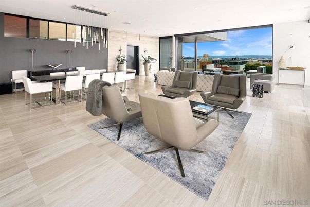 Dining room, Interior, Living room, Pendant Lights, Recessed Lighting, Water