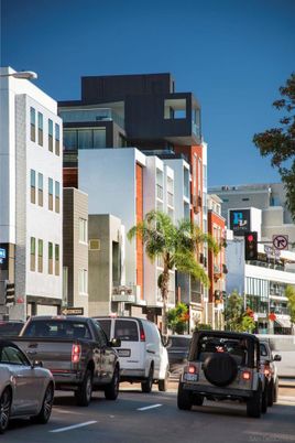 Exterior, Facade, Modern