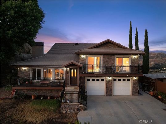 Attached, Exterior, Facade, Log Home