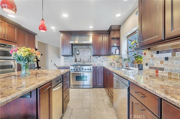 Interior, Kitchen, Pendant Lights, Recessed Lighting, Stainless Steel Appliances