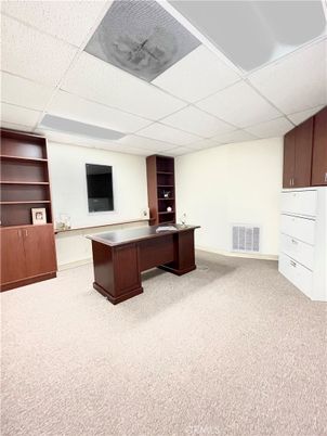 Home Office, Interior