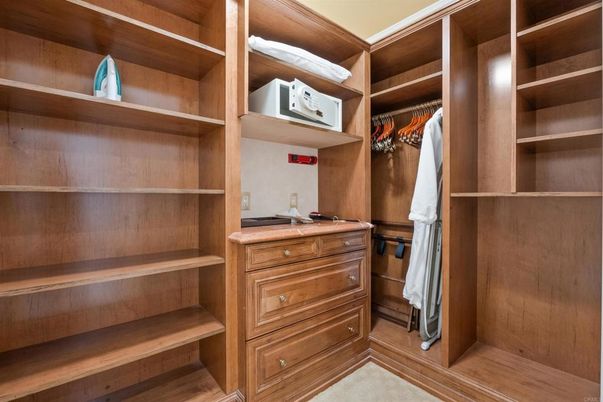 Interior, Walk-in Closets
