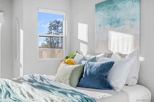 Bedroom, Interior, Water
