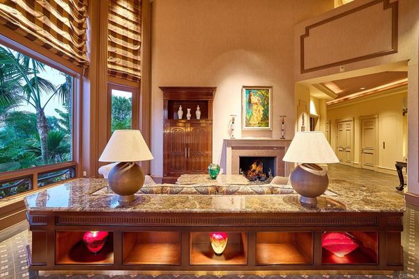 Fireplace, Interior, Recessed Lighting