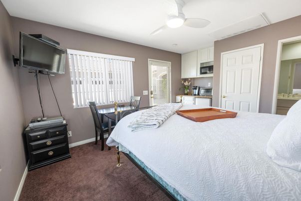 Bedroom, Dining room, Interior