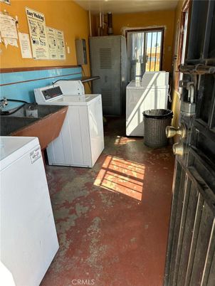 Interior, Washer