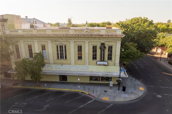 Exterior, Facade, None
