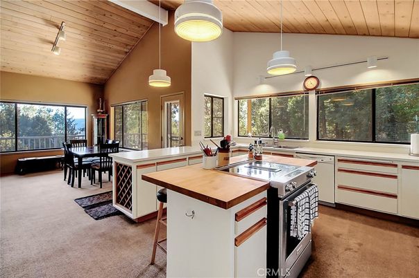 Dining room, Interior, Kitchen, Pendant Lights, Recessed Lighting, Wooden Ceilings