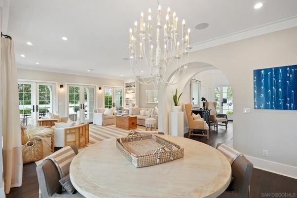 Chandelier, Dining room, Interior, Living room, Pendant Lights, Recessed Lighting, Wood Texture Flooring