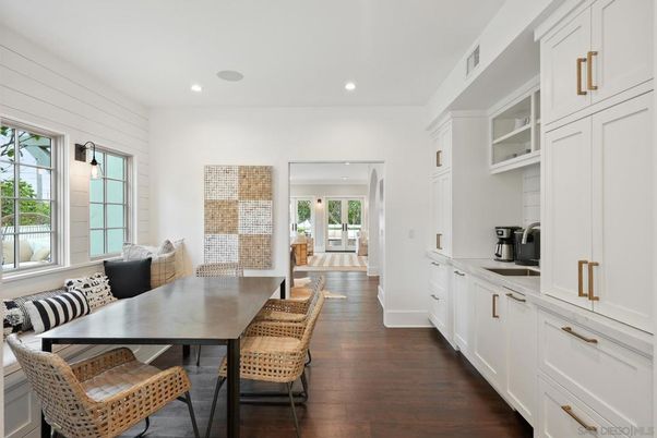 Dining room, Interior, Recessed Lighting, Wood Texture Flooring