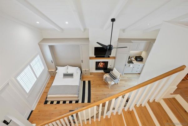 Fireplace, Interior, Living room, Pendant Lights, Recessed Lighting, Wood Texture Flooring