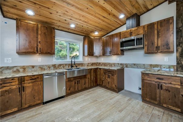 Interior, Kitchen, Recessed Lighting, Stainless Steel Appliances, Wooden Ceilings, Wood Texture Flooring