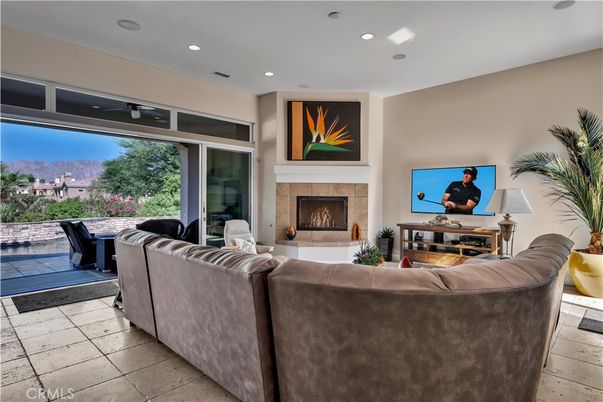 Fireplace, Interior, Living room, Recessed Lighting