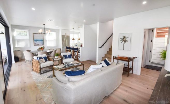 Dining room, Interior, Living room, Pendant Lights, Recessed Lighting, Wood Texture Flooring