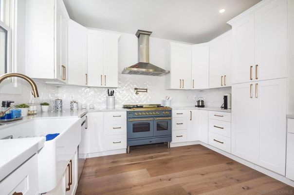 Interior, Kitchen, Recessed Lighting, Wood Texture Flooring