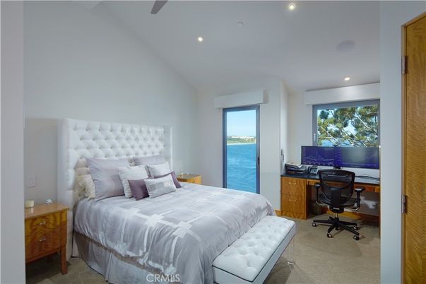 Bedroom, Home Office, Interior, Recessed Lighting, Water