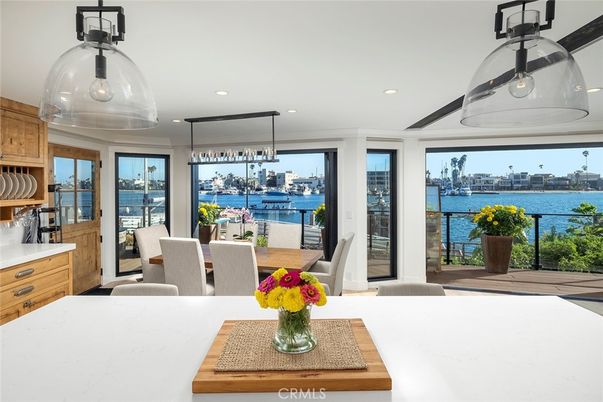 Dining room, Interior, Kitchen, Pendant Lights, Recessed Lighting, Water